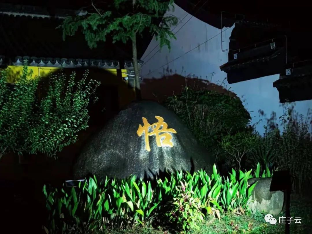 不下雨了，还是要把伞带着